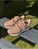 Viking lengvi kedai Bouncy, Gold