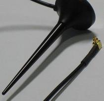 OPTION, maža magnetinė antena GSM/UMTS (Q-AM20400MOT)
