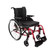 Universalaus tipo neįgaliojo vežimėlis iki 14 kg Invacare Action 3 NG Light, yra sandelyje
