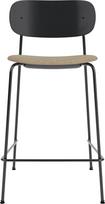 Audo Copenhagen Baro kėdė Co 68,5 cm, juoda, su apmušta boucle sėdyne, smėlio spalvos
