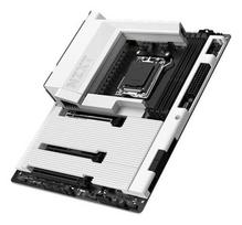 NZXT N7 B850 White