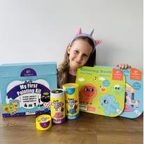 Tookyland kūrybinis rinkinys su 12 šilkinių kreidelių, 12 markerių ir 2 spalvinimo knygelėmis (LT259)