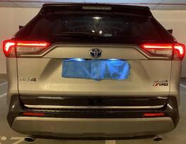 Toyota RAV4 V 2018+ CHROME LEAF ant bagažo dangčio