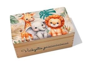 Medinė krikštadėžė su spauda Liūtas, drambliukas, žirafa 30x18 cm, 1 vnt, įvairių spalvų