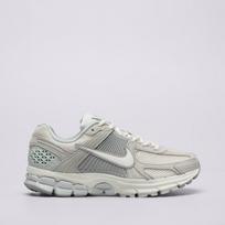 NIKE W ZOOM VOMERO 5