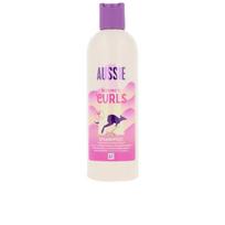 Šampūnas Aussie Bouncy Curls drėkinamasis garbanotiems plaukams 300 ml