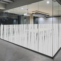 Matinė juostuota langų plėvelė Vitražinė dekoratyvinė UV lipdukas Privatumo matinė lipni plėvelė Langų lipdukas stiklui 45x100cm