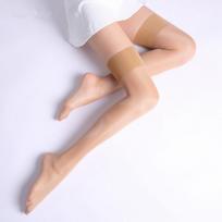 12D Seksualios Permatomos kojinės Moteriškos plačios briaunos rankogaliai nailoninės kojinės saldainių spalvos virš kelių kojinės Šlaunys, daug aliejaus, blizgios medias 1Pair ruda