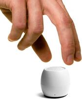 "Boompods Zero Bluetooth" garsiakalbis, galingas vandeniui atsparus mini garsiakalbis su dviguba poravimo galimybe ir belaidžiu mikrofonu bei dideliu garsu