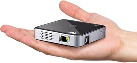 Nešiojamasis "Kodak Ultra Mini" projektorius - 1080p HD palaikymo juodas LED DLP Pico projektorius su akumuliatoriumi - 100 colių ekranas, įmontuotas garsiakalbis - HDMI, USB ir "Micro SD