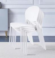 "Hallowood Furniture Stoker" sukraunamos plastikinės valgomojo kėdės, 4 vnt., modernios, tvirtos, sukraunamos viena ant kitos, su išpjautu atlošu, skirtos virtuvei, namams, biurui, restoranams ir kavinėms, baltos spalvos, 4 vnt.
