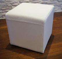 Quattro Meble Tikros odos taburetė 40 x 40 x 40 cm Karvės odos sėdynė Kubas Kojinė minkštasuolis Minkšta taburetė Tikra oda Puff White