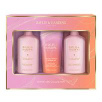 Baylis & Harding Gift set Jojoba, Vanilla & Almond Oil Signature Collection 3 pcs kūno priežiūros priemonės Moterims