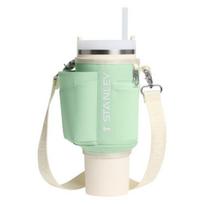 Nešiojimo dėklas „The All-Day Quencher Carry-All“ 1,18 l termoso puodeliui su šiaudeliu pistacijų spalvos