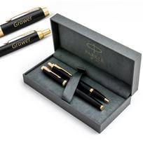 Parker IM Black GT plunksnakotis ir rašiklis su graviravimu elegantiškoje dėžutėje