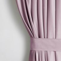 Prekė su pažeista pakuote. Naktinė užuolaida, su raiščiu Restilo Velvet Pleat, šviesiai rožinė sp., 140 cm x 245 cm