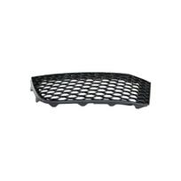 AUDI RS3 8P priekinis bamperis kairės pusės apatinės grotelės originalios 8P0807681AJT94