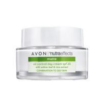 Nutra Effects matte dieninis kremas nuo riebalų išsiskyrimo, 50 ml, Avon