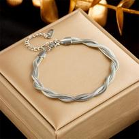 Gold Plated Twisted Herringbone Chain Bracelet Adjustable Fashion Jewelry for Women sidabras