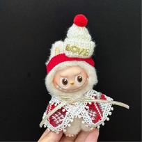 Sukurta Mini Labubu 4.0 Kalėdinei aprangai Žaislams Smeigtukas Sukurta Meilės drabužiams Briedžio apsiaustas Žavingas Mini Kalėdinis klostuotas sijonas Apsiausto priedai no doll