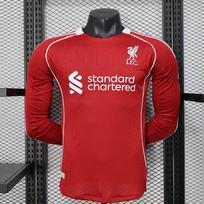 Liverpool Premier League 25/26 Namų ilgomis rankovėmis marškinėliai su Wirtz ir Salah spaudiniu. XL