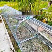 Geležinio tinklelio lauko vištų ir triušių aptvaro tunelio narvo būdelė Square Connector - Hot-Dip Galvanized Net