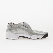 Nike Wmns Air Rift Mtlc Silver/ Sail-Black - Dydis 35.5 (HM5737-003 Laisvalaikio batai)