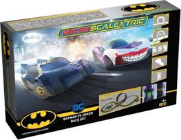 Scalextric Micro Scalextric Batman vs Joker lenktynių trasa 4+ Baterijomis maitinama Masto 1:64 | G1155M | 5055286669637