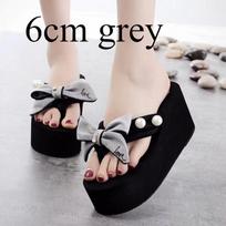 Women's Pearl Bow Flip Flops Handmade Anti Slip Beach Vacation Shoes Fashionable Lightweight Casual Platform Beach Slippers 35