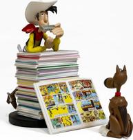 Plastoy Lucky Luke & Rantanplan Figurine (Pile of Albums)