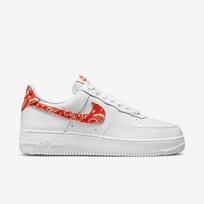 Nike Wmns Air Force 1 '07 Essential - Dydis 38 (DJ9942-102 Laisvalaikio batai)
