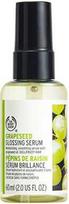 „The Body Shop“ šviesinamasis serumas nusilpusiems plaukams. „Grapeseed“ (blizgesį suteikiantis serumas), 60 ml