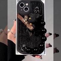 Luxurious Textured Bear Bracelet for IPhone16 Case 1213, Creative for Apple 15/14Pro Max iPhone16