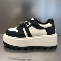Spring New Classic Designer Retro Sports Black and White Platform Muffin Heightening Board Shoes Tide 35 juoda