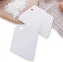 Elastingas tešlos peilis