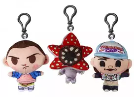 N Pms STRANGER THINGS Pliušinis pakabukas 10cm asort., 466202