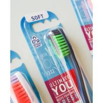 Jordan Minkštas dantų šepetėlis su ergonomiška rankena Ultimate You Soft Toothbrush Green