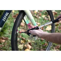 ZEFAL GRAVEL mini dvir. pompa, juoda