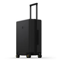 LEVEL8 24-inch PC Hardside Luggage black