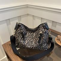 Fashion Leopard Print Large Capacity Tote Bag Casual Women's Shoulder Bag Simple Vintage Crossbody Bag Fashionable Leopard Pattern Zipper Shopping Bag juoda