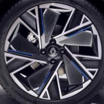 Ratlankis RACINGLINE IN3625F R17x7 4x100 ET 37 CB 60.1 (Black Polished) (620 kg)