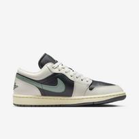 Air Jordan 1 Low - Dydis 42 (DC0774-001 Laisvalaikio batai)