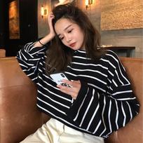 Black and White Striped Long Sleeved Base T-shirt Women's Striped T-shirt Women's New Cotton Korean Version Loose Round Neck Versatile M juoda