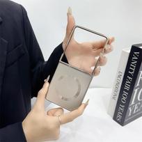 Galvanizavimo matinis dėklas su Magsafe magnetu telefonui Samsung Galaxy Z Flip 7 6 5 4 Flip7 FE, apsauginis dangtelis belaidžiam įkrovimui Galaxy Z Flip6 beige
