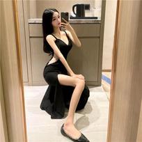 Elegant Black V Neck Sexy Slim Fit Bodycon Dress for Women with Thin Straps High Slit Mermaid Style Floor Length Formal Evening Nightclub Party Gown M