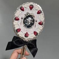 Flower Knows Strawberry Cupid Series Handheld Makeup Mirror baltos spalvos nuo blyksnio