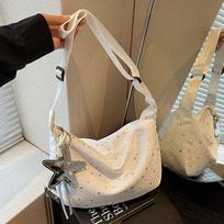 Fashionable Crossbody Dumpling Bag Women's Stylish Shoulder Bag With pendant balta