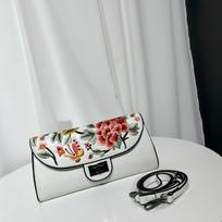 Retro Ethnic Style, Literary and Artistic Style, National Style Embroidery Crossbody Bag, Butterfly Love Flower, National Style Leisure Commuting Bag balta