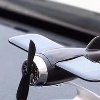 Dashboard Aircraft Ornament Solar Rotation Car Air Freshener Aromatherapy Diffuser Perfume Decoration for Office Home juoda