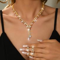 Simple and elegant, high-quality gold necklace, earrings, bracelet, ring, four piece set. New products are selling well